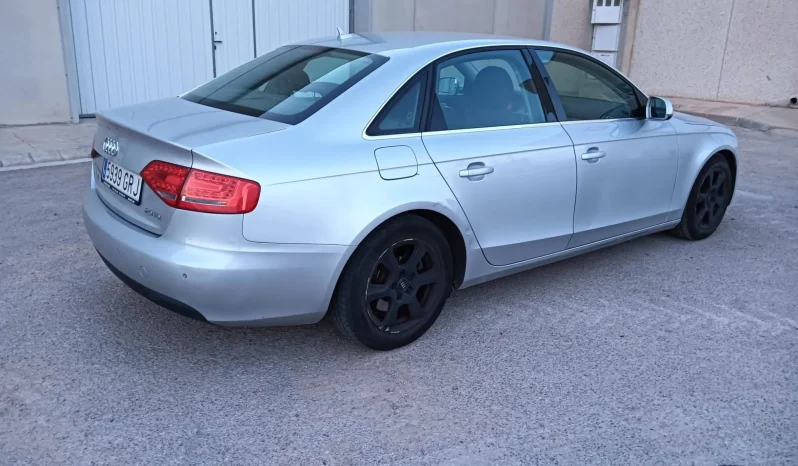 
								AUDI A4 2.0TDI DPF 143 lleno									