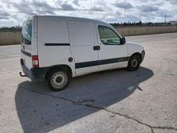 
										CITROEN Berlingo Furgón 2.0HDI 600 lleno									