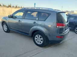 
										CITROEN C-Crosser 2.2HDI Exclusive lleno									