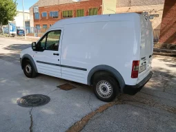 
										FORD Transit Connect Connect FT 230 L TDCi 90 lleno									
