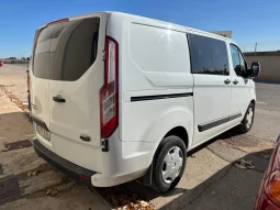 
										FORD Transit Custom FT 320 L1 Kombi Ambiente 130 lleno									