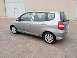 
										HONDA Jazz 1.4i-DSI LS lleno									
