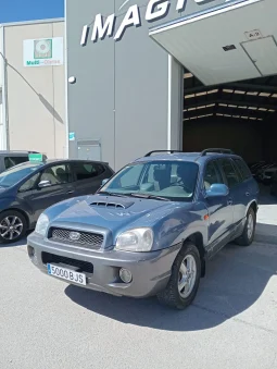 
										HYUNDAI Santa Fe 2.0CRDi GLS lleno									