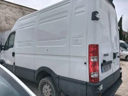 
										IVECO Daily Fg. 35S12V Transversal 3000CRS 7.3 lleno									