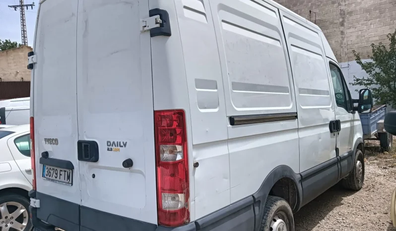 
								IVECO Daily Fg. 35S12V Transversal 3000CRS 7.3 lleno									