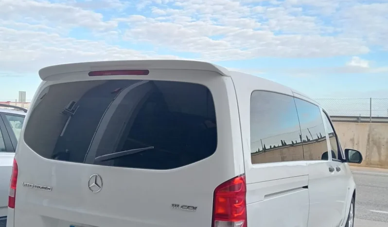 
								MERCEDES Vito Tourer 111 CDI Base Larga lleno									