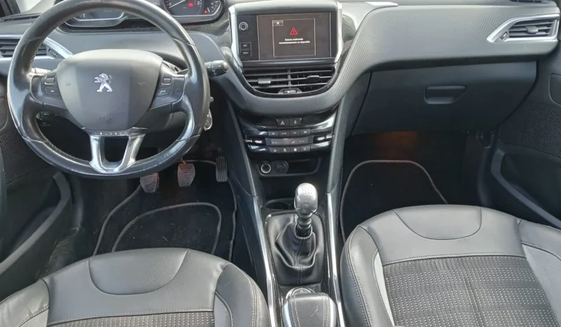 
								PEUGEOT 2008 1.6 e-HDI Allure 115 lleno									