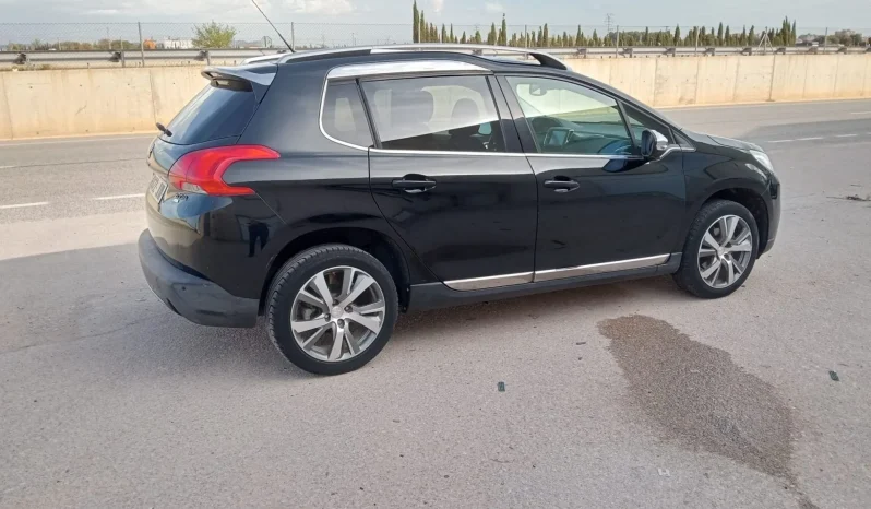 
								PEUGEOT 2008 1.6 e-HDI Allure 115 lleno									