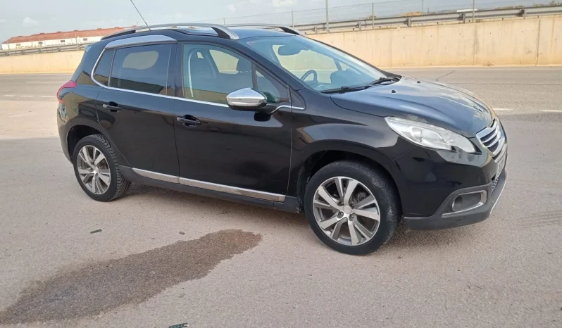 
								PEUGEOT 2008 1.6 e-HDI Allure 115 lleno									