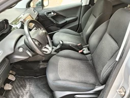 
										PEUGEOT 208 1.6BlueHDi Like 75 lleno									