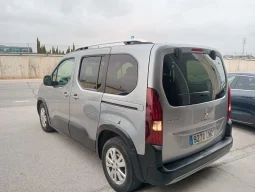 
										PEUGEOT Rifter 1.5BlueHDi S&S Long Allure Pack 100 lleno									