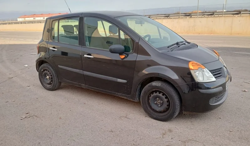 
								RENAULT Modus 1.5DCI Confort Dynamique 80 lleno									
