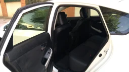 
										TOYOTA Prius + 1.8 HSD Advance lleno									