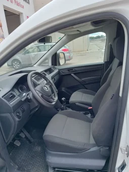 
										VOLKSWAGEN Caddy Furgón 1.4TGI GNC lleno									