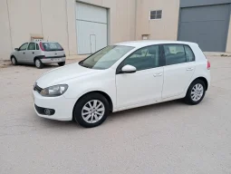 VOLKSWAGEN Golf 1.6TDI CR Adv.BMT Last Ed. DSG 105