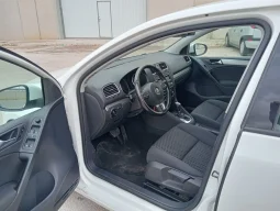 
										VOLKSWAGEN Golf 1.6TDI CR Adv.BMT Last Ed. DSG 105 lleno									