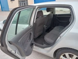 
										VOLKSWAGEN Golf 2.0TDI Highline lleno									