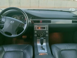 
										VOLVO V70 2.0D Summum lleno									