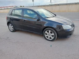 
										VOLKSWAGEN Golf 2.0TDI Sportline (2006) lleno									