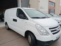 
										HYUNDAI H-1 H1 Travel 2.5CRDi Tecno Aut. 170 lleno									
