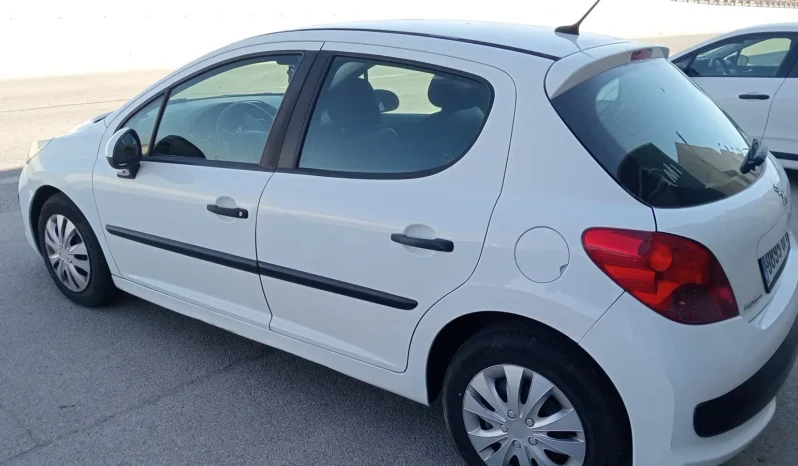 
								PEUGEOT 207 1.4HDi Confort lleno									