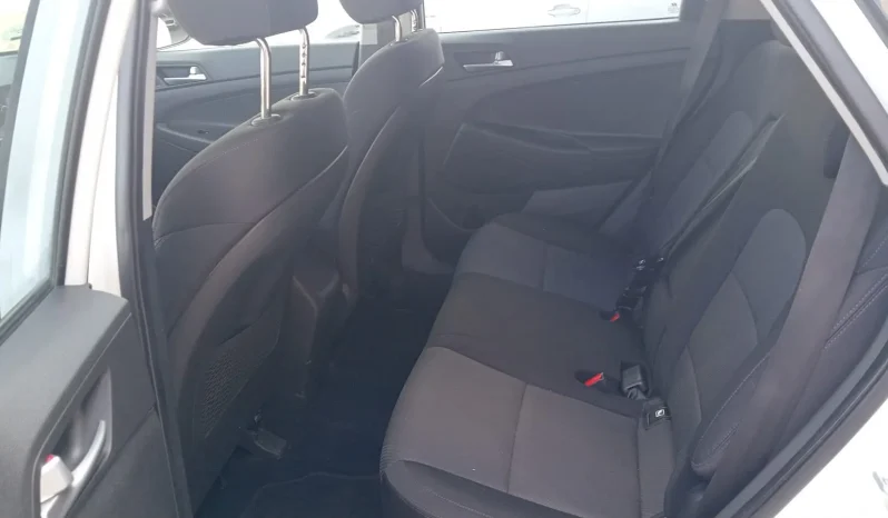 
								HYUNDAI Tucson 1.6CRDI Tecno 4×2 lleno									