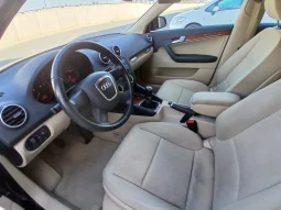 
										AUDI A3 1.6 Ambition lleno									