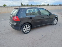 
										VOLKSWAGEN Golf 2.0TDI Sportline (2006) lleno									