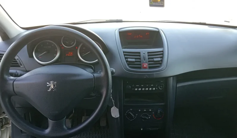 
								PEUGEOT 207 1.4HDi Confort lleno									