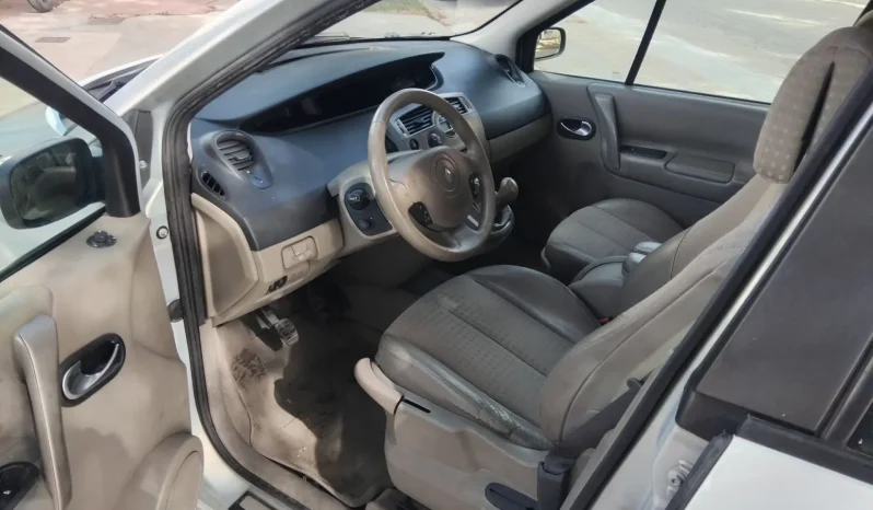 
								RENAULT Scenic Scénic II 1.5DCI Confort Expression lleno									